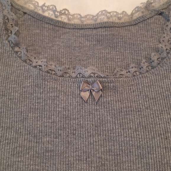 Top - Picture 4 of 4